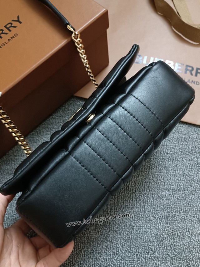 Burberry專門店新款絎縫時裝秀款Lola蘿納包 巴寶莉鏈條單肩斜挎女包 yxb1134